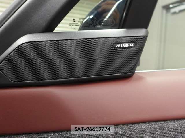 ROVER RANGE ROVER 2023-04 8414780-16