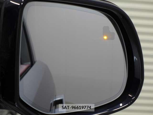ROVER RANGE ROVER 2023-04 8414780-17
