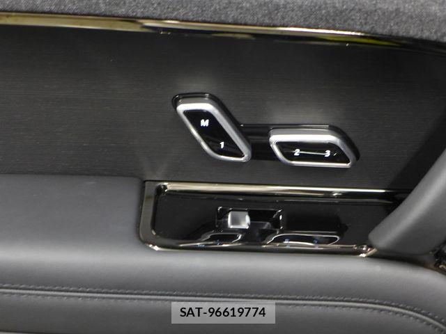 ROVER RANGE ROVER 2023-04 8414780-3