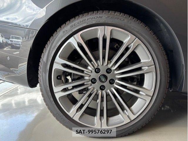 ROVER RANGE ROVER 2025-12 8414779-15