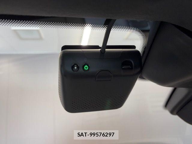 ROVER RANGE ROVER 2025-12 8414779-19