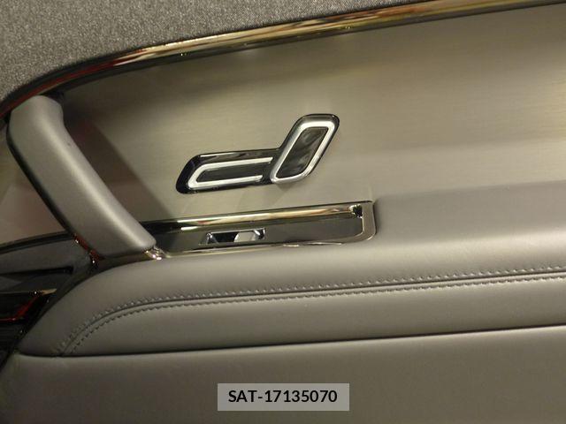 ROVER RANGE ROVER 2025-12 8414778-16