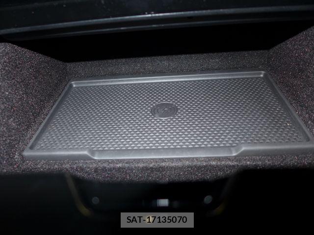 ROVER RANGE ROVER 2025-12 8414778-7