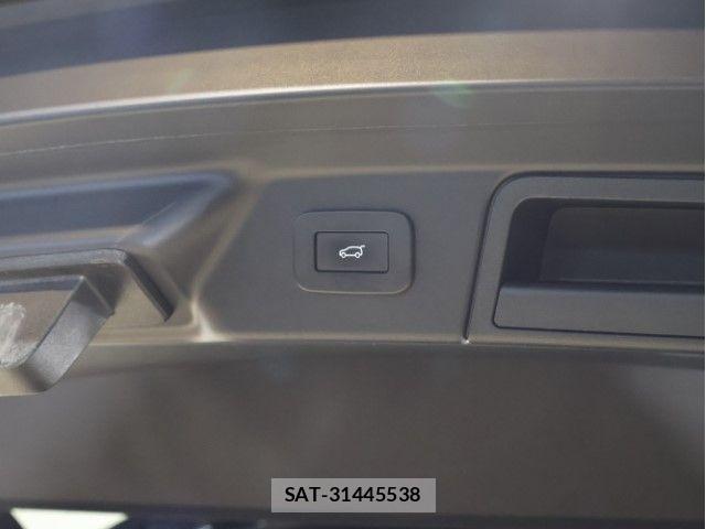 ROVER RANGE ROVER 2023-03 6017714-10