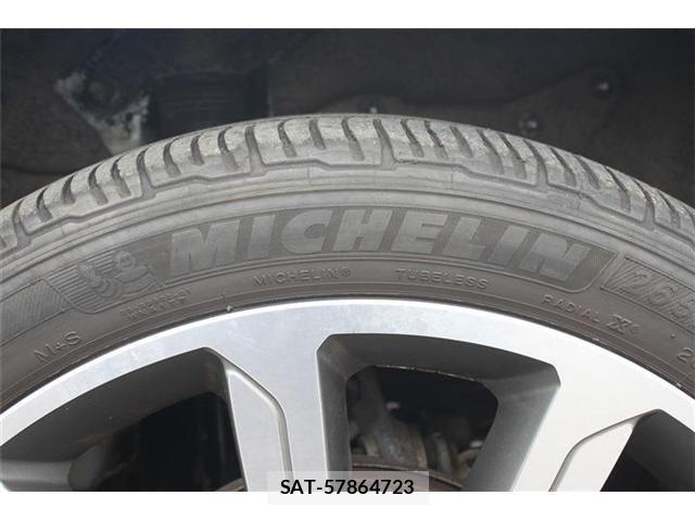 ROVER RANGE ROVER 2019-03 6753180-24