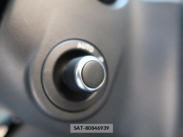 ROVER RANGE ROVER 2023-10 6753172-12