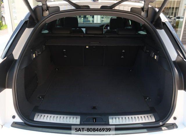 ROVER RANGE ROVER 2023-10 6753172-17