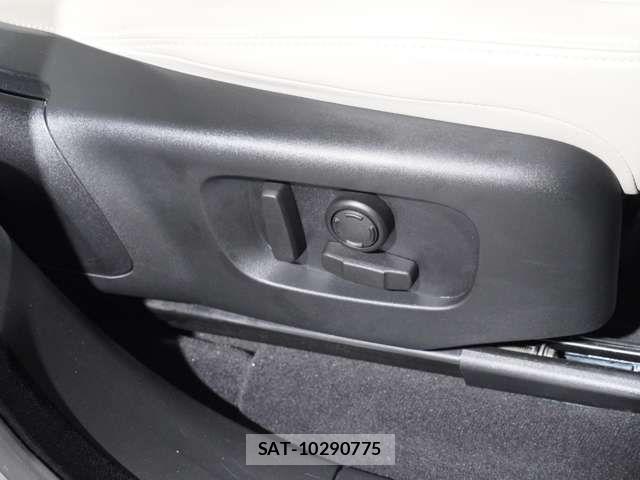 ROVER RANGE ROVER 2023-05 7329903-15