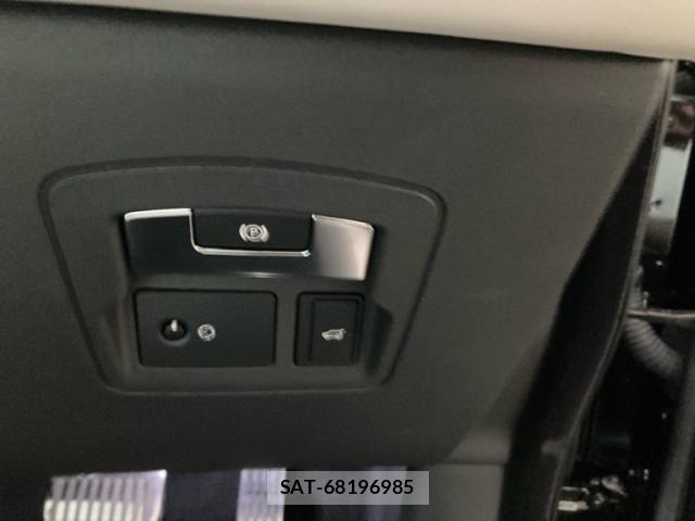 ROVER RANGE ROVER 2018-07 8038052-13