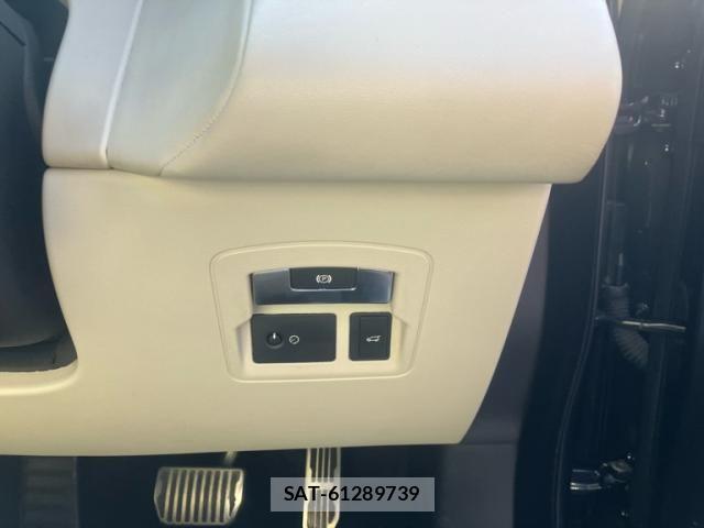 ROVER RANGE ROVER 2017-12 8337731-16