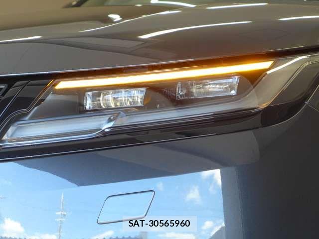 ROVER RANGE ROVER 2025-03 8414785-8