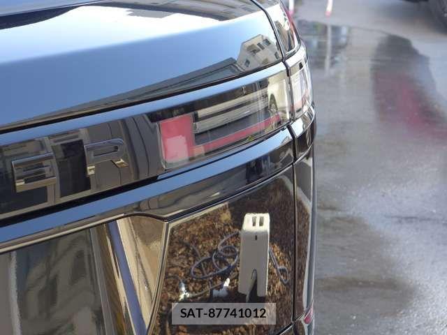 ROVER RANGE ROVER 2025-08 8414784-9