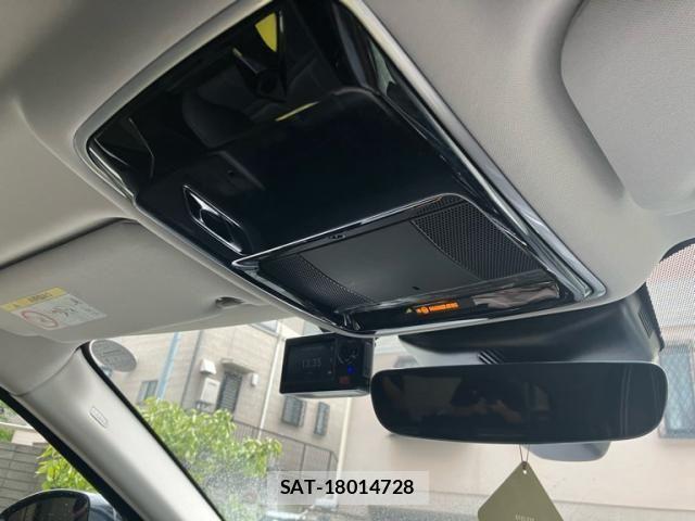 ROVER RANGE ROVER 2019-01 8527182-21