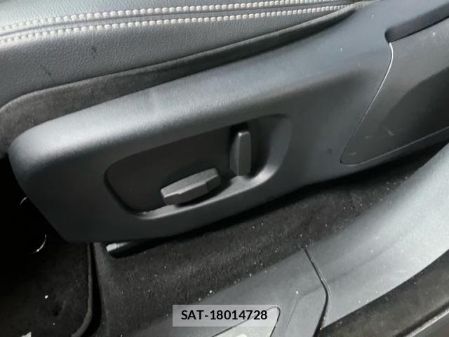 ROVER RANGE ROVER 2019-01 8527182-26