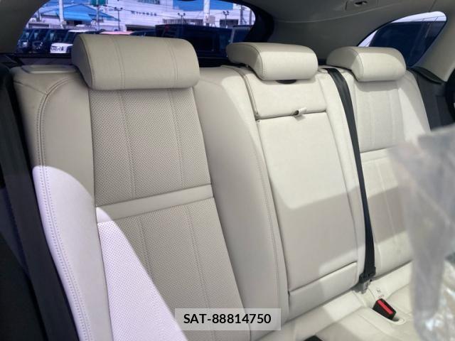 ROVER RANGE ROVER 2019-08 8628744-14