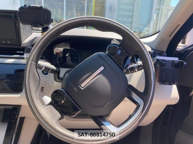 ROVER RANGE ROVER 2019-08 8628744-16
