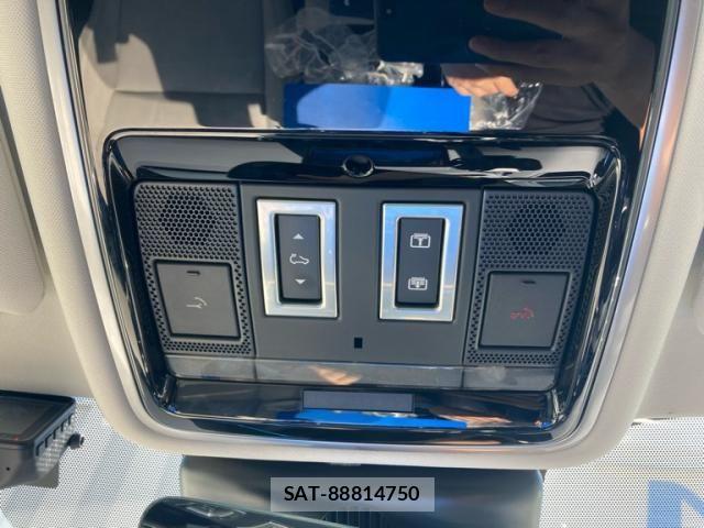ROVER RANGE ROVER 2019-08 8628744-27