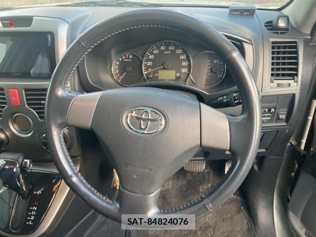 Toyota RUSH 2010-12 8628745-16