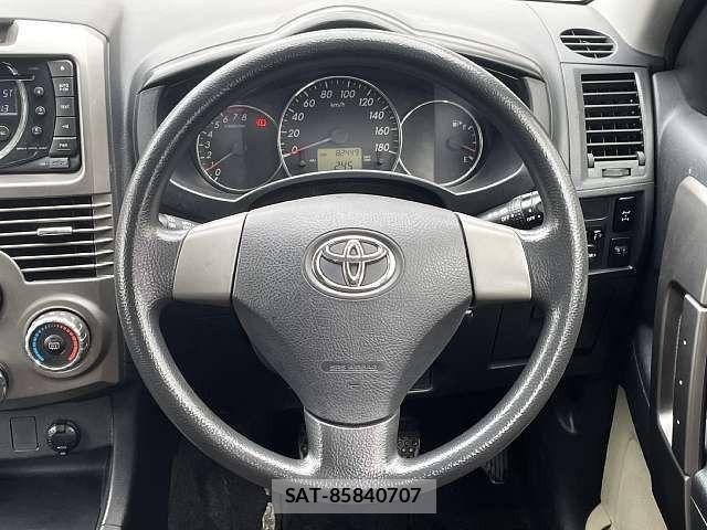 Toyota RUSH 2011-10 7879261-4