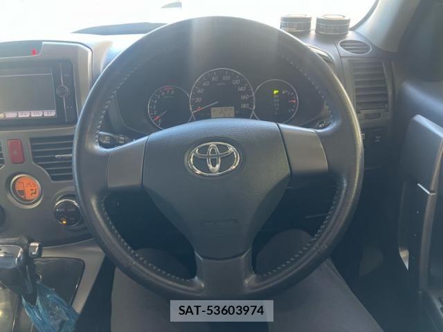 Toyota RUSH 2014-03 8246589-18