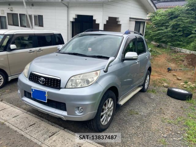 Toyota RUSH 2011-10 8628746-1