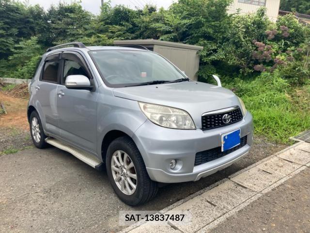 Toyota RUSH 2011-10 8628746-2