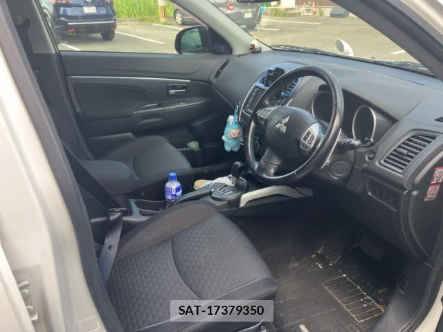 Mitsubishi RVR 2011-06 7457499-13