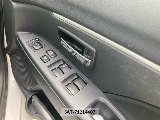 Mitsubishi RVR 2011-12 7903339-17
