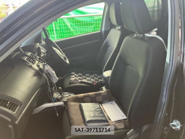 Mitsubishi RVR 2011-11 8101694-11