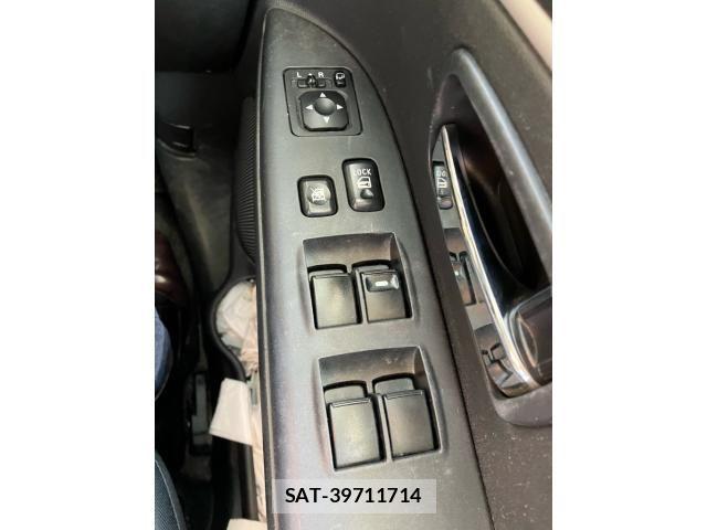 Mitsubishi RVR 2011-11 8101694-17