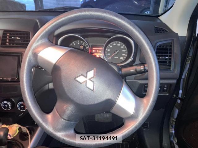 Mitsubishi RVR 2011-10 8372152-10