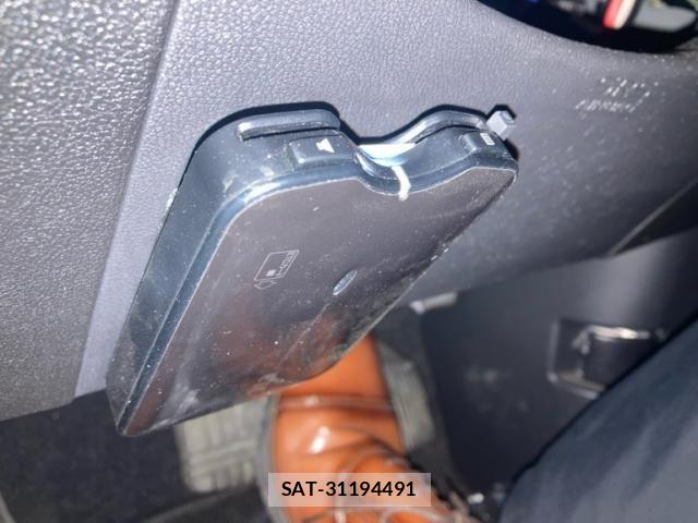 Mitsubishi RVR 2011-10 8372152-14