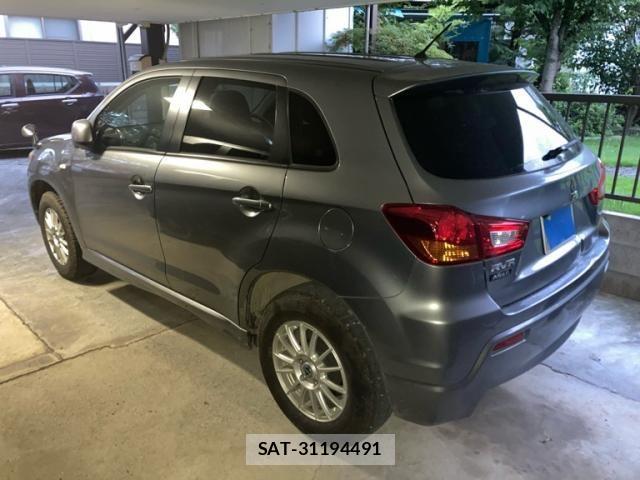 Mitsubishi RVR 2011-10 8372152-1
