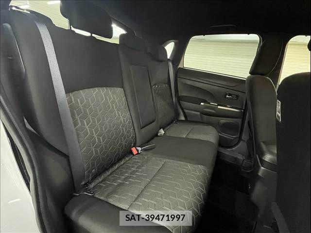 Mitsubishi RVR 2024-06 8486046-11