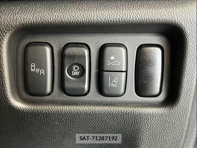 Mitsubishi RVR 2024-07 8486047-5