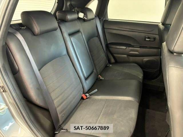 Mitsubishi RVR 2024-07 8628748-11