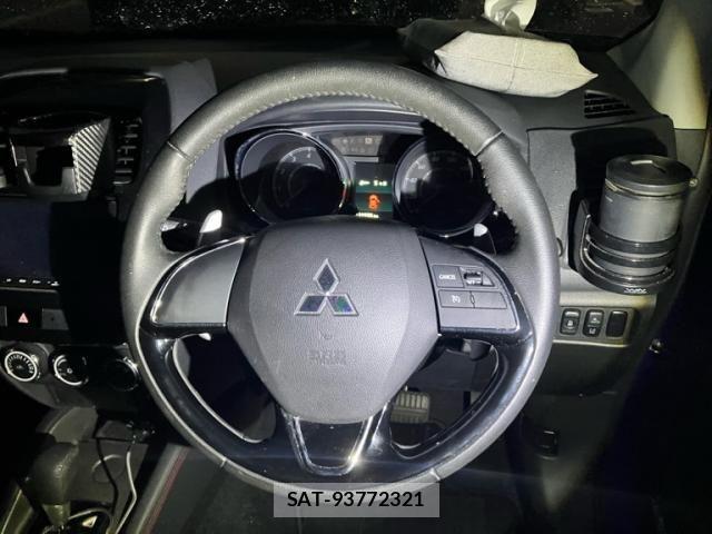 Mitsubishi RVR 2019-01 8872005-13
