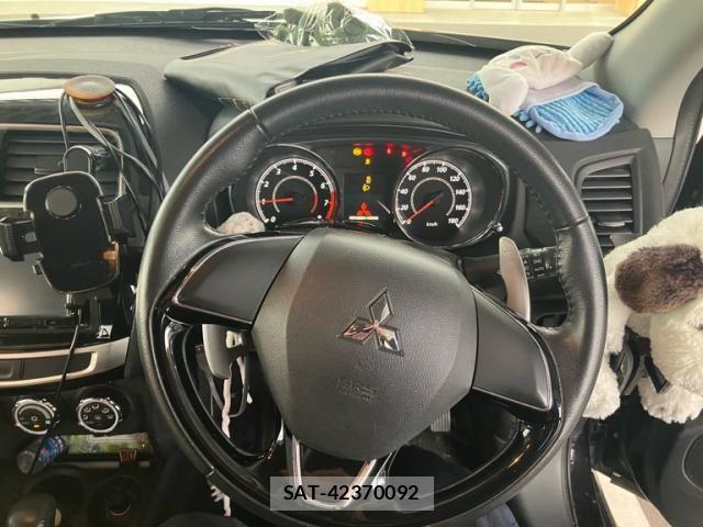Mitsubishi RVR 2016-11 7224558-13