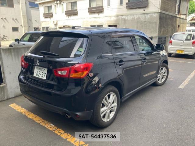 Mitsubishi RVR 2013-07 7252187-2