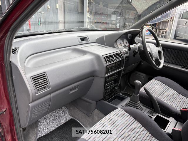 Mitsubishi RVR 1993-04 7393940-13