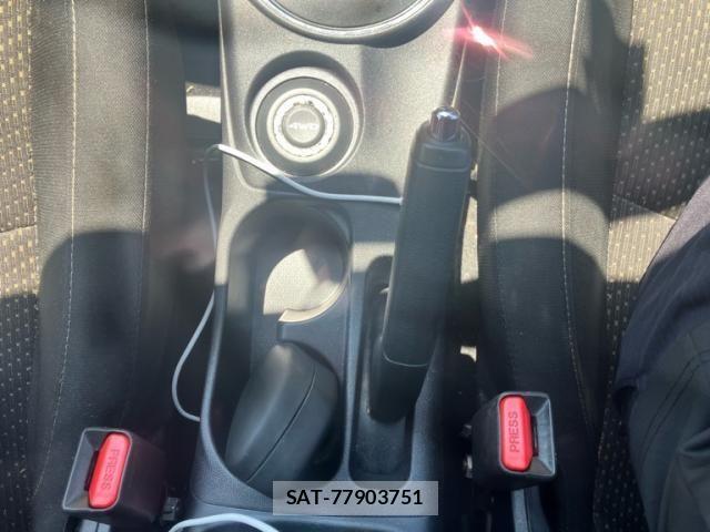 Mitsubishi RVR 2013-08 7457506-14