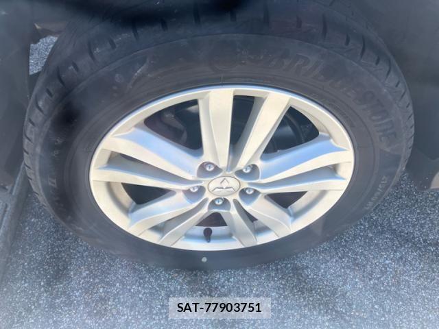 Mitsubishi RVR 2013-08 7457506-6
