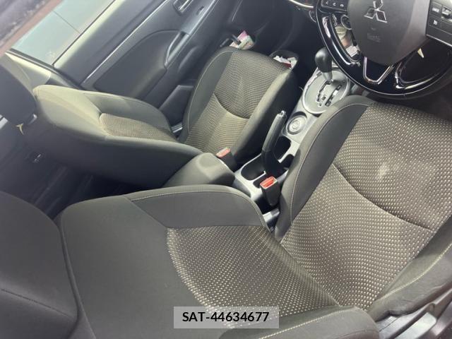 Mitsubishi RVR 2016-06 7728209-9
