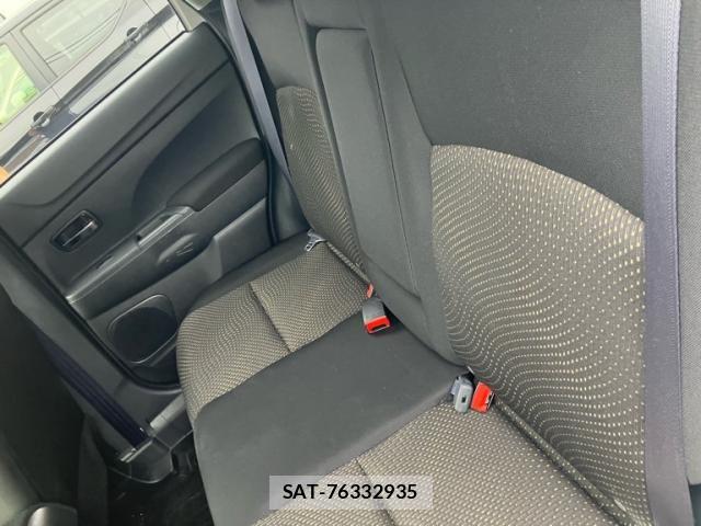 Mitsubishi RVR 2013-09 8038068-10