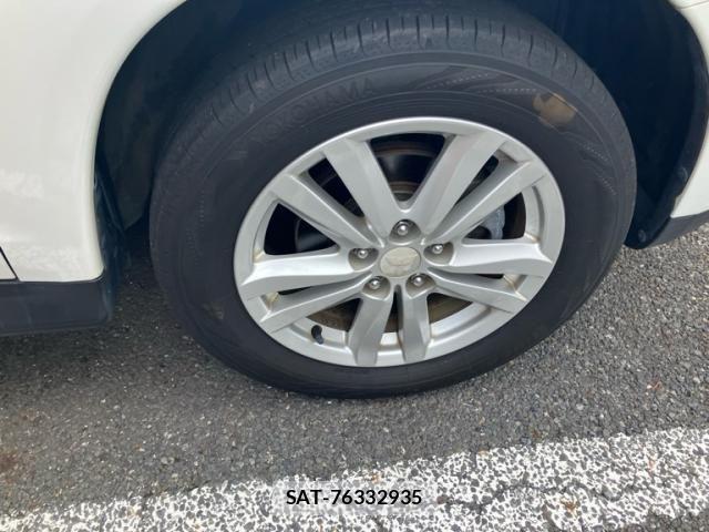 Mitsubishi RVR 2013-09 8038068-7