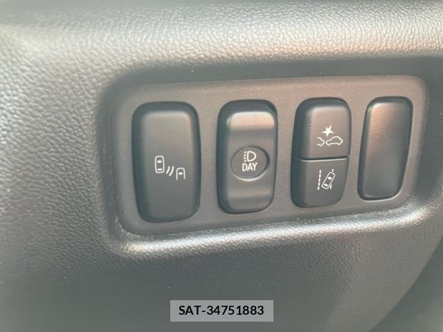 Mitsubishi RVR 2023-05 8316882-7