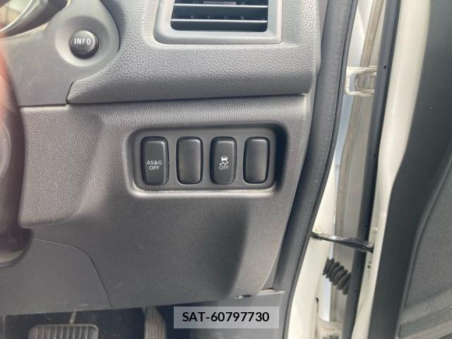 Mitsubishi RVR 2017-08 8414796-12