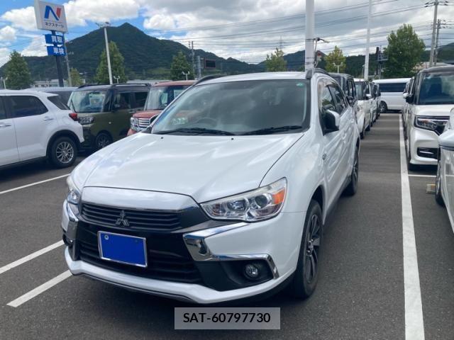 Mitsubishi RVR 2017-08 8414796-1