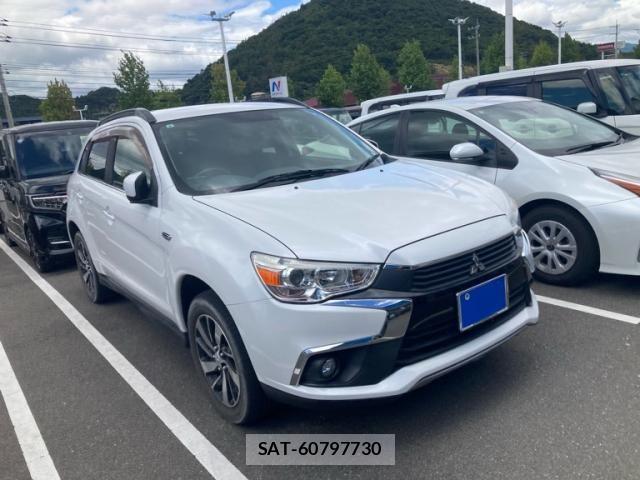 Mitsubishi RVR 2017-08 8414796-2
