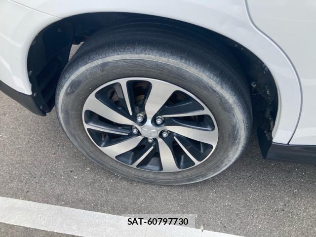Mitsubishi RVR 2017-08 8414796-7